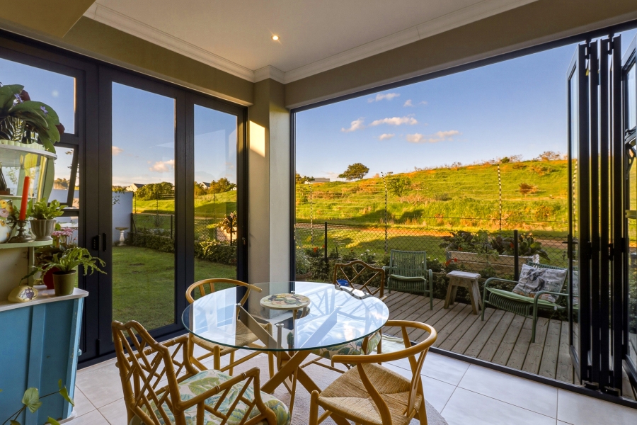 3 Bedroom Property for Sale in Aan de Wijnlanden Western Cape